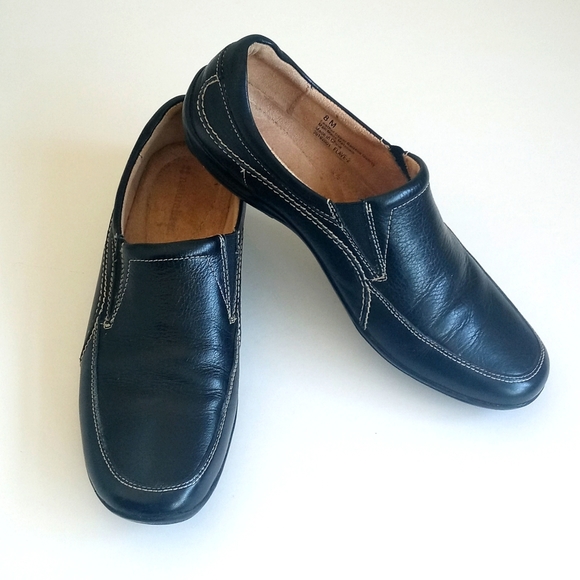 Naturalizer Black Leather Loafers / Flats 8 - Picture 9 of 9